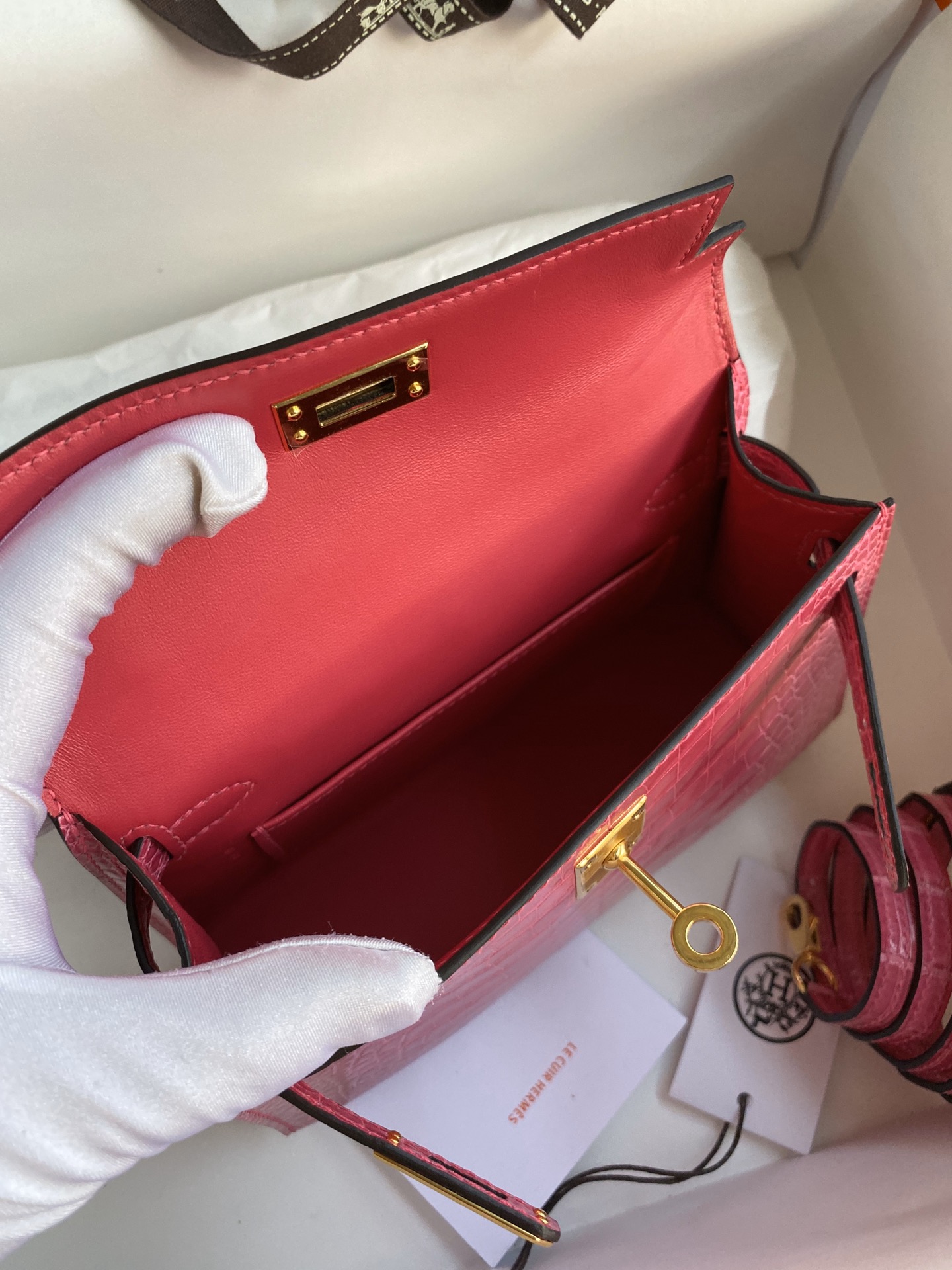 Hermes Kelly Mini II Bag 19CM In Rose Tyrien Shiny Alligator Leather